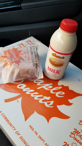 Donut Shop «Maple Donuts», reviews and photos, 50 Robinhood Dr, Goldsboro, PA 17319, USA