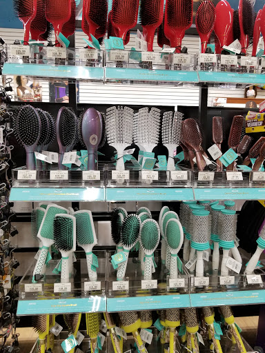 Beauty Supply Store «iBeauty Supply», reviews and photos, 3233 Avent Ferry Rd, Raleigh, NC 27606, USA