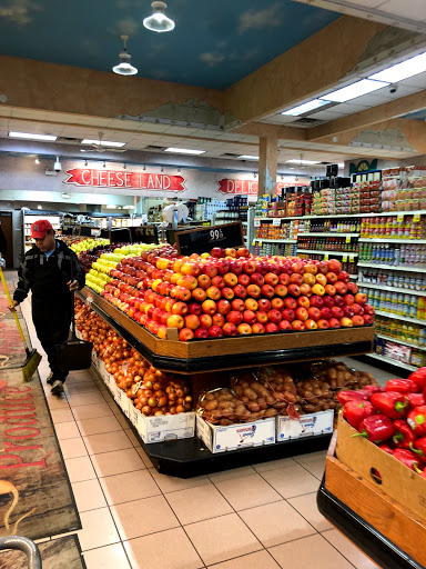 Grocery Store «City Fresh Market», reviews and photos, 3201 W Devon Ave, Chicago, IL 60659, USA