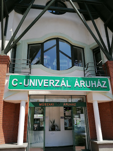 C-Univerzál Áruház