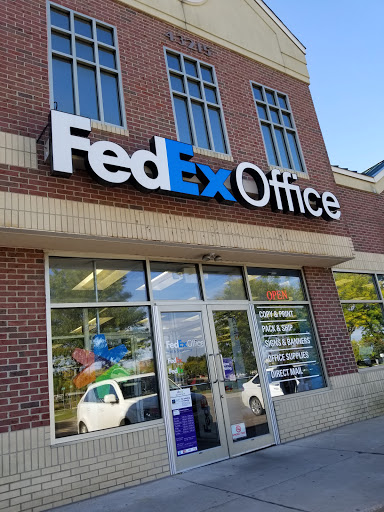 Print Shop «FedEx Office Print & Ship Center», reviews and photos, 43215 Grand River Ave a, Novi, MI 48375, USA