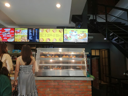 OLD KLANG RD CURRYPUFFS