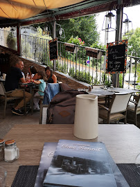 Atmosphère du Restaurant Brasserie Chez Benoit à Moustiers-Sainte-Marie - n°11