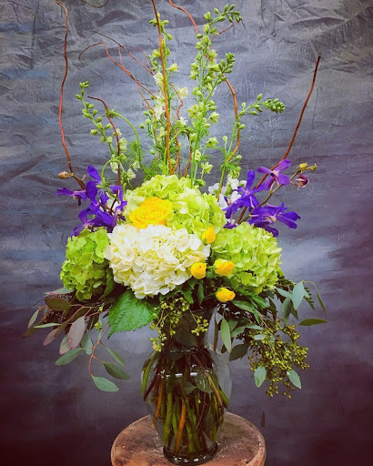 Florist «Finishing Touch Florist & Gifts», reviews and photos, 1645 140th Ave NE B4, Bellevue, WA 98005, USA