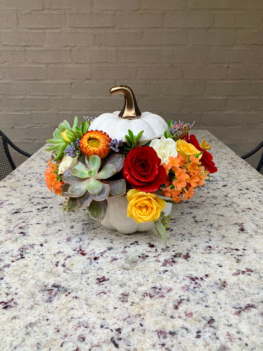 Florist «Lotus Flower Shop», reviews and photos, 7240 Nolensville Rd Ste. 205 Ste. 205, Nolensville, TN 37135, USA