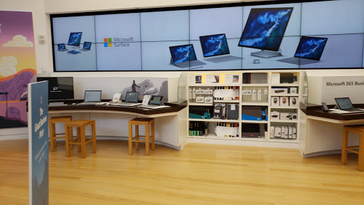 Computer Store «Microsoft Store», reviews and photos, 1 Garden State Plaza Blvd #2303, Paramus, NJ 07652, USA