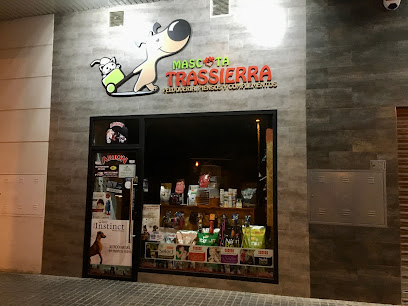 Mascota Trassierra. Peluquería canina, piensos y complementos - Servicios para mascota en Córdoba