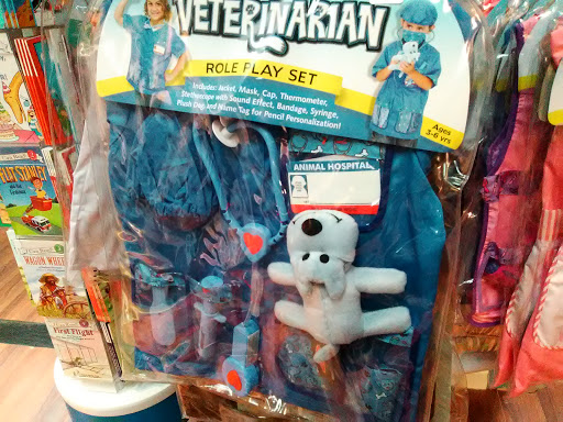 Toy Store «Learning Express Toys of Shreveport», reviews and photos, 5733 Youree Dr, Shreveport, LA 71105, USA