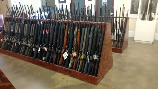 Gun Shop «Dawsonville Gun & Pawn», reviews and photos, 5711 Hwy 53, Dawsonville, GA 30534, USA