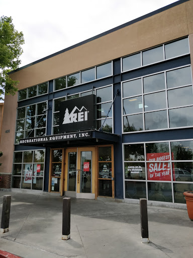 Camping Store «REI», reviews and photos, 400 El Paseo de Saratoga, San Jose, CA 95130, USA