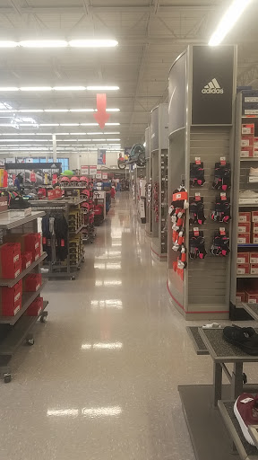 Sporting Goods Store «Academy Sports + Outdoors», reviews and photos, 6700 Columbia St, Evansville, IN 47715, USA