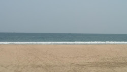 Naval Beach Karwar'in fotoğrafı çok temiz temizlik seviyesi ile