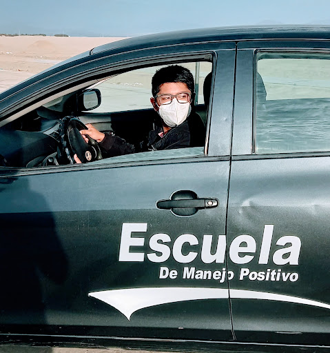 Escuela de Manejo - POSITIVO - Chimbote - Nvo.Chimbote - Clases de Manejo