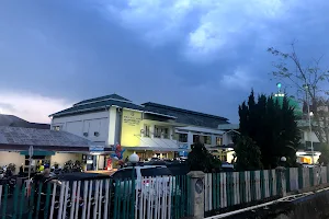 Rumah Sakit Islam Ibnu Sina Bukittinggi image
