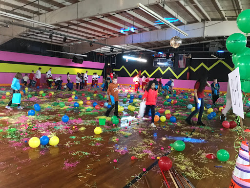 Sporting Goods Store «Hyde Park Roller Magic», reviews and photos, 4178 Albany Post Rd, Hyde Park, NY 12538, USA