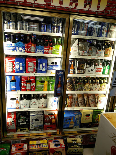 Liquor Store «Fairfield Wine & Liquor», reviews and photos, 296 Fairfield Ave, Waterbury, CT 06708, USA