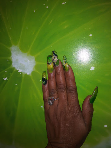 Spa «Florida Sculptured Nails & Hair Salon», reviews and photos, 3202 NE 2nd Ave, Miami, FL 33137, USA