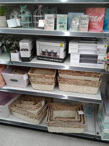 Discount Store «Dollar General», reviews and photos, 9980 W Oakland Park Blvd, Fort Lauderdale, FL 33351, USA