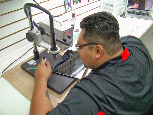 Mobile Phone Repair Shop «CPR Cell Phone Repair Lewisville - Vista Ridge», reviews and photos, 2325 S Stemmons Freeway Suite 306, Lewisville, TX 75067, USA