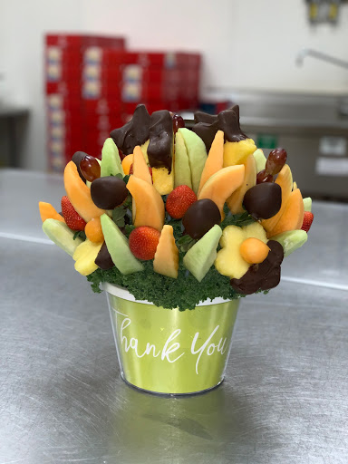Gift Shop «Edible Arrangements», reviews and photos, 204 Main St, New Britain, CT 06051, USA