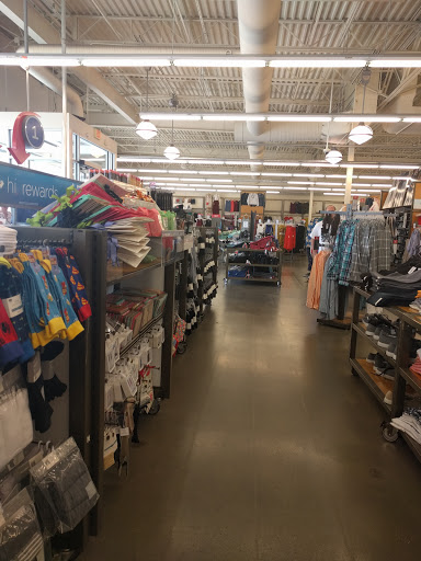 Clothing Store «Old Navy», reviews and photos, 14250 Clay Terrace Blvd, Carmel, IN 46032, USA