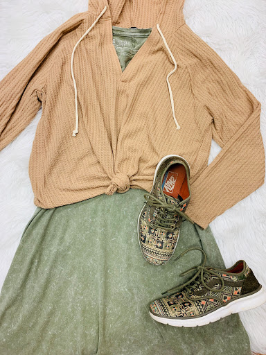 Used Clothing Store «Clothes Mentor», reviews and photos, 2701 N Mall Dr, Virginia Beach, VA 23452, USA