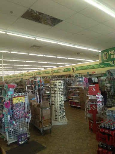 Dollar Store «Dollar Tree», reviews and photos, 136 Elm St, Enfield, CT 06082, USA