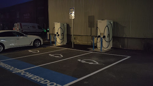 Station de recharge pour véhicules électriques à Angoulême
