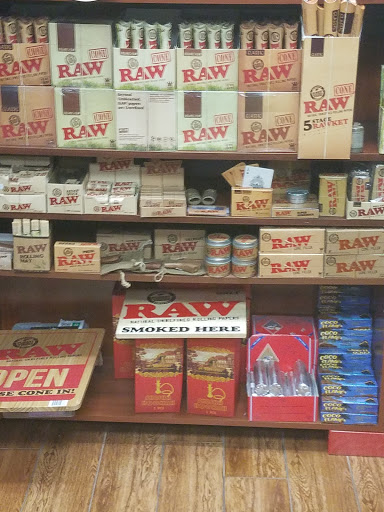 Tobacco Shop «Smoke Boutique», reviews and photos, 101 N Federal Hwy, Hallandale Beach, FL 33009, USA