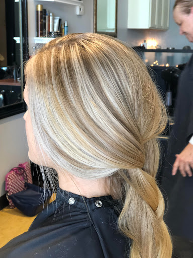 Hair Salon «Mia Bella Salon», reviews and photos, 1735 W Oak St E, Bozeman, MT 59715, USA