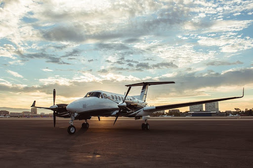 Aircraft rental service Inglewood