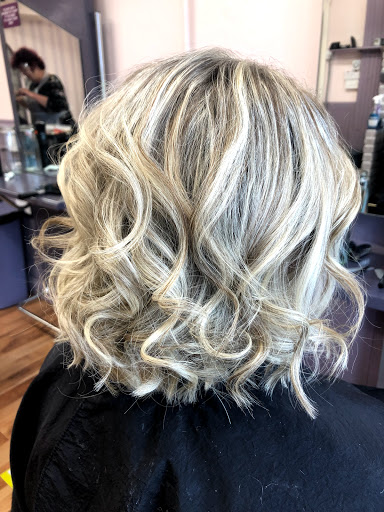 Aura Hair Specialists Ireland in Castlepollard, Co. Westmeath