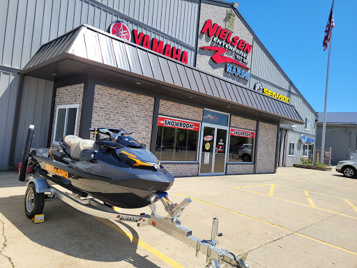 Nielsen Enterprises, 130 S Milwaukee Ave, Lake Villa, IL 60046, USA, 