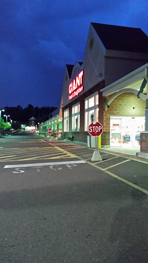 Grocery Store «Giant Food Stores», reviews and photos, 86 Glocker Way, Pottstown, PA 19465, USA
