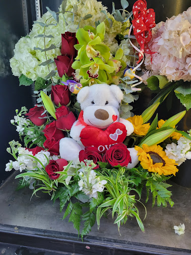 Florist «Alborada Florist», reviews and photos, 17 Huguenot St, New Rochelle, NY 10801, USA