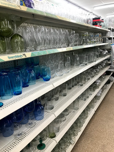 Dollar Store «Dollar Tree», reviews and photos, 8634 Baymeadows Rd, Jacksonville, FL 32256, USA