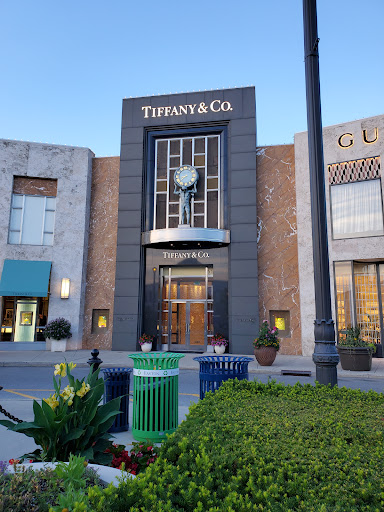 Jewelry Store «Tiffany & Co.», reviews and photos, 4140 The Strand, Columbus, OH 43219, USA