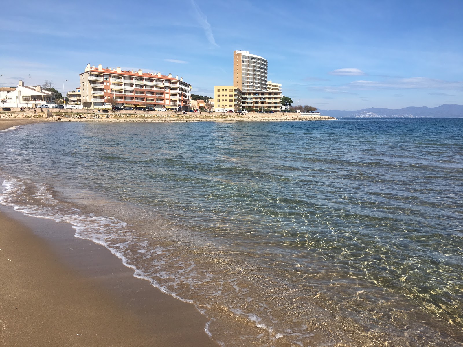 Foto de Platja de Riells com baía espaçosa