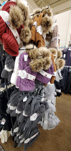 Grocery Store «Fred Meyer», reviews and photos, 777 NW Kings Blvd, Corvallis, OR 97330, USA