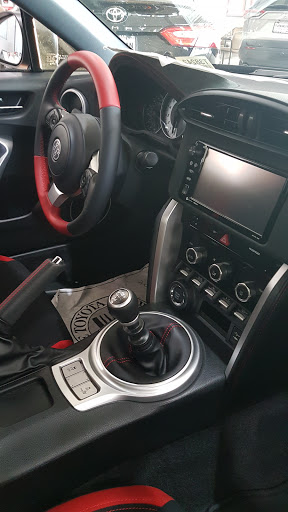 Car Dealer «Toyota of Braintree», reviews and photos, 210 Union St, Braintree, MA 02184, USA