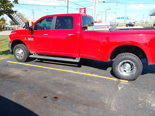 Tire Shop «Tireman Auto Service Centers», reviews and photos, 25998 N Dixie Hwy, Perrysburg, OH 43551, USA