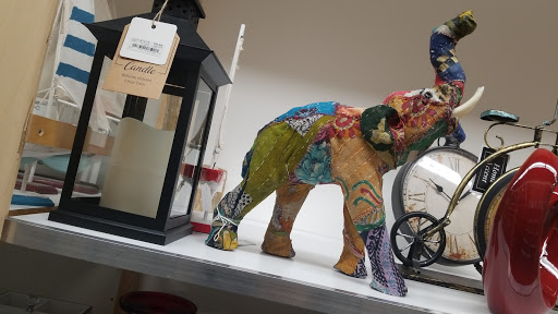 Clothing Store «Burlington Coat Factory», reviews and photos, 510 Howe Ave, Cuyahoga Falls, OH 44221, USA