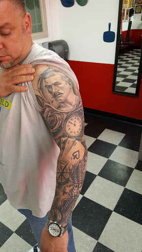 Tattoo Shop «American Dream Tattoo Studio», reviews and photos, 590 N Azusa Ave, Covina, CA 91722, USA