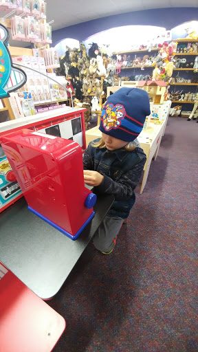 Toy Store «Kiddlestix Toy Store», reviews and photos, 3815 S Harvard Ave, Tulsa, OK 74135, USA