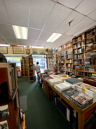 Book Store «Treehorn Books», reviews and photos, 625 4th St, Santa Rosa, CA 95404, USA