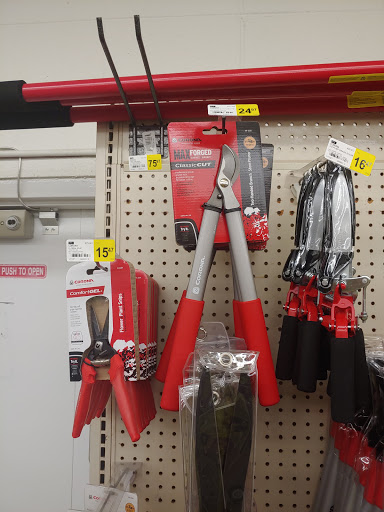 Department Store «Bi-Mart», reviews and photos, 1680 W 18th Ave, Eugene, OR 97402, USA