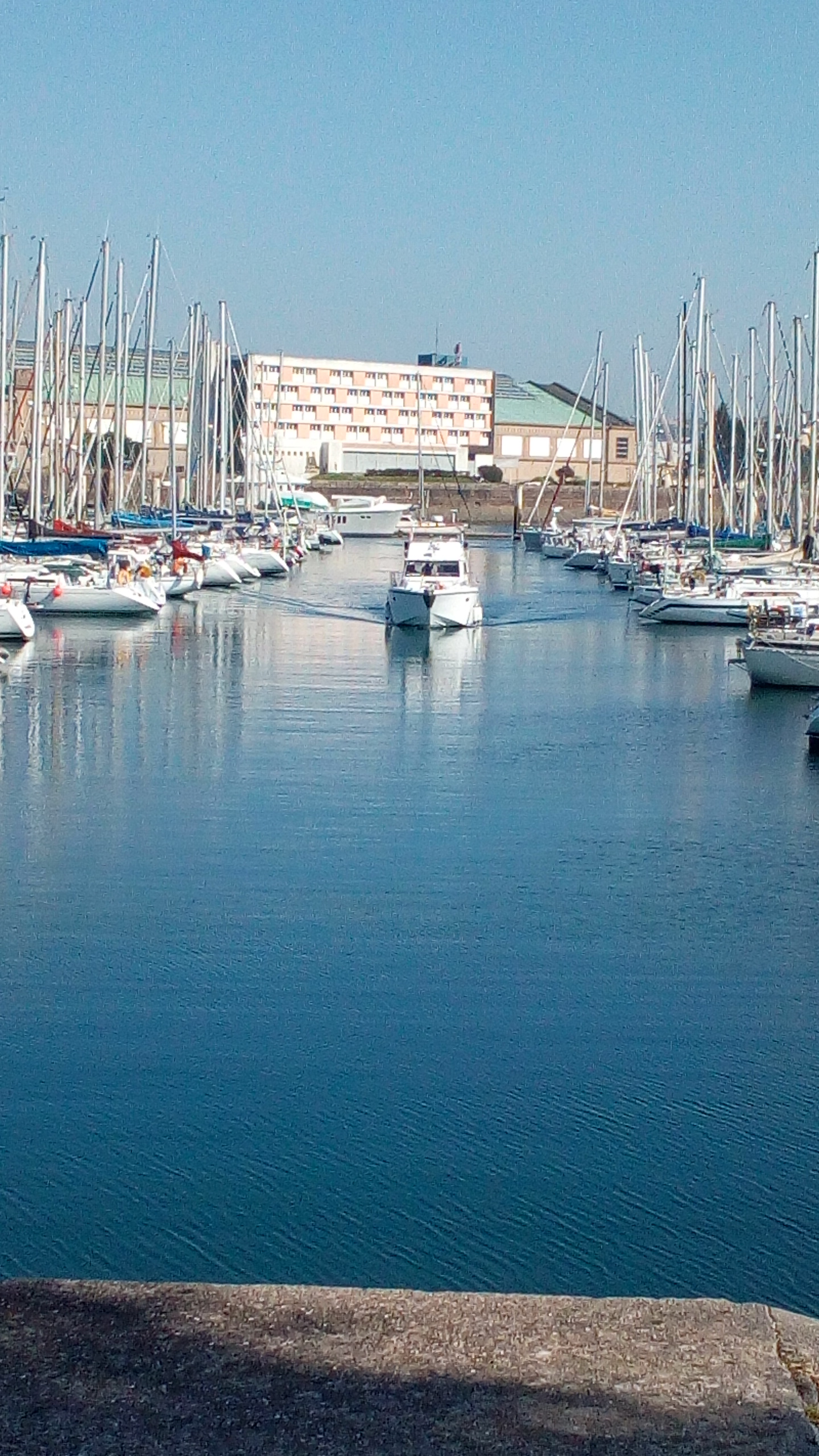 Photo n° 24 de l'avis de Corinthe.. fait le 22/04/2019 à 06:29