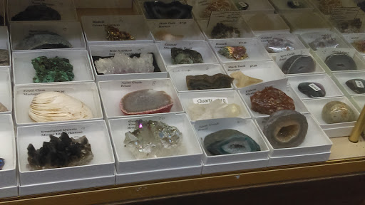 Toy Store «Brookside Toy and Science», reviews and photos, 330 W 63rd St, Kansas City, MO 64113, USA