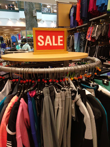 Sporting Goods Store «SCHEELS», reviews and photos, 1850 Adams St, Mankato, MN 56001, USA