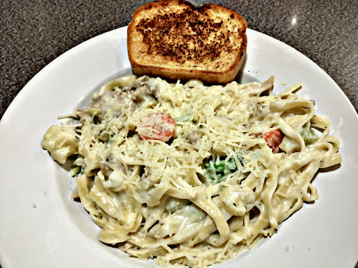 Truck Stop «Pioneer Villa Truck Plaza Inc», reviews and photos, 33180 OR-228, Halsey, OR 97348, USA